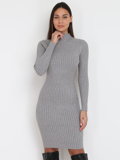 Robe pull côtelée moulante
