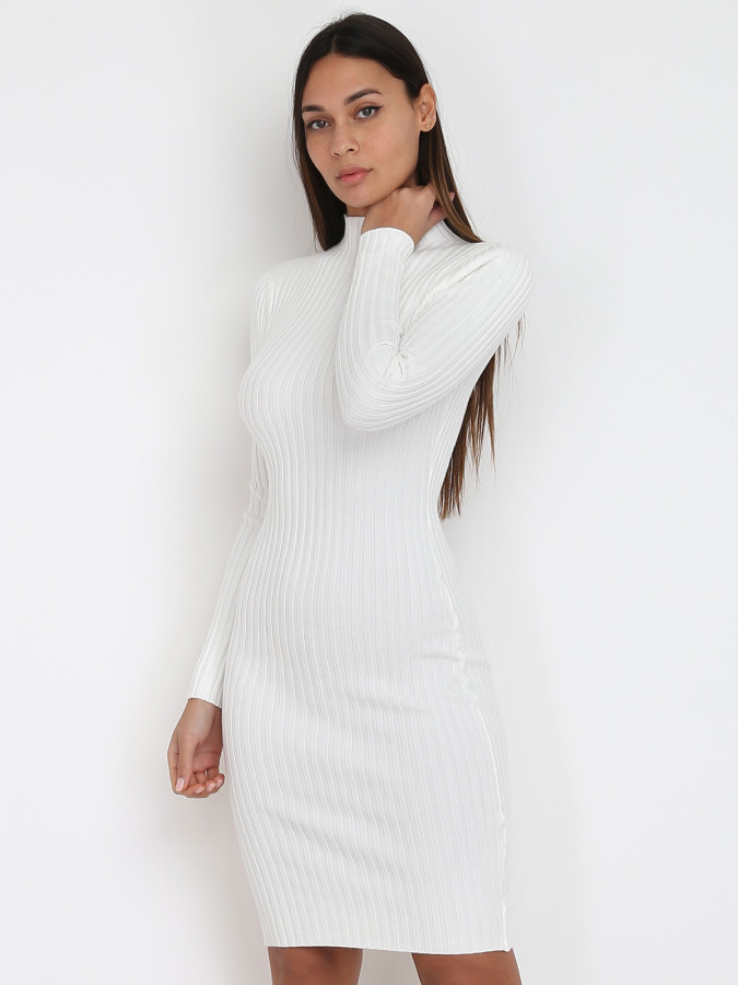 Robe pull côtelée moulante