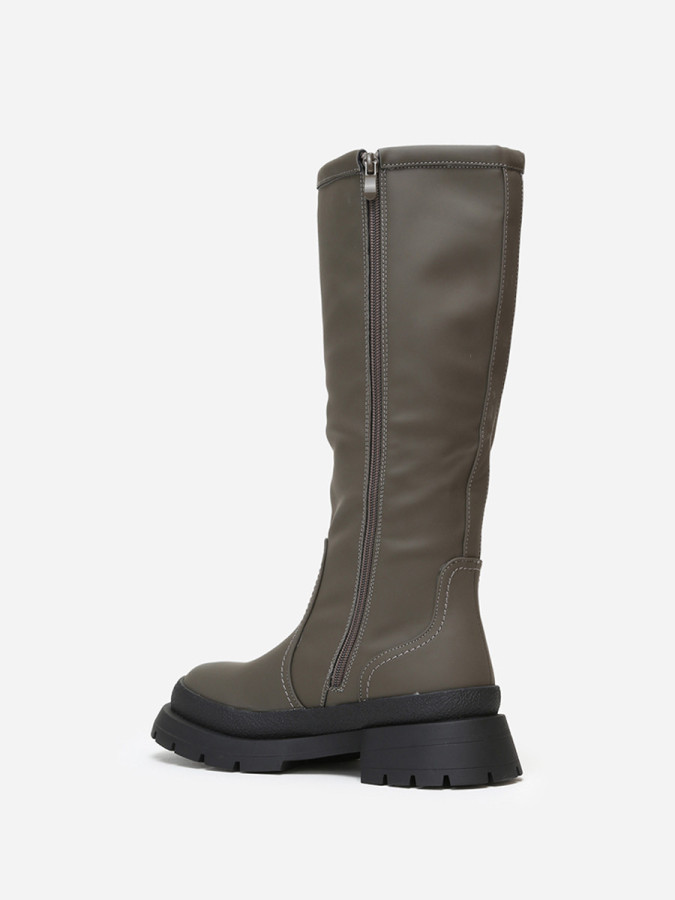 Bottes gris foncé effet mat à semelle crantée