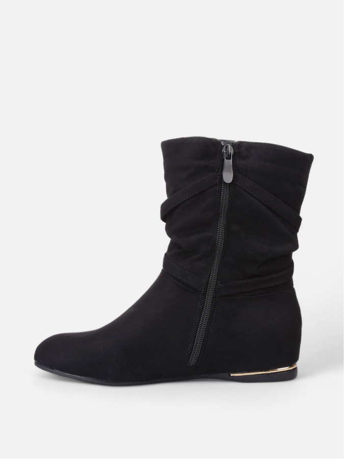 Bottines plissées et compensées à pampilles