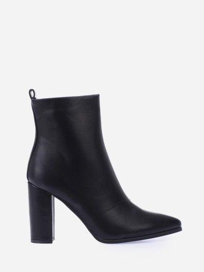Bottines en simili cuir noires