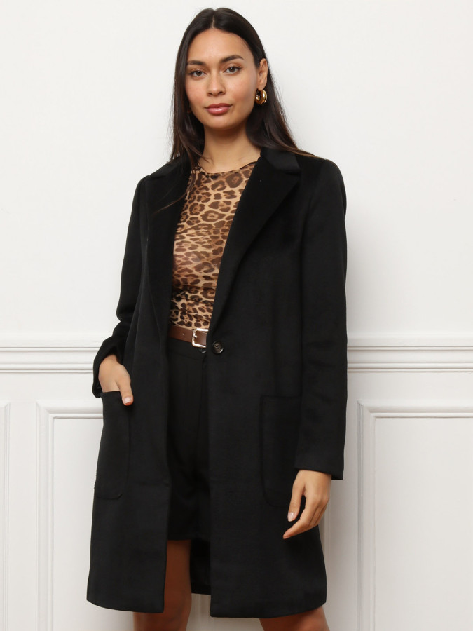 Manteau noir à col revers