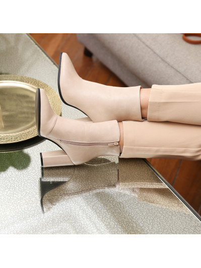 Bottines beiges à talon