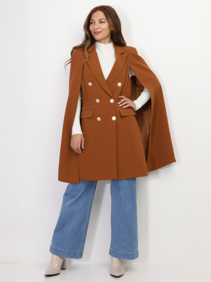 Manteau cape camel à boutons style officier