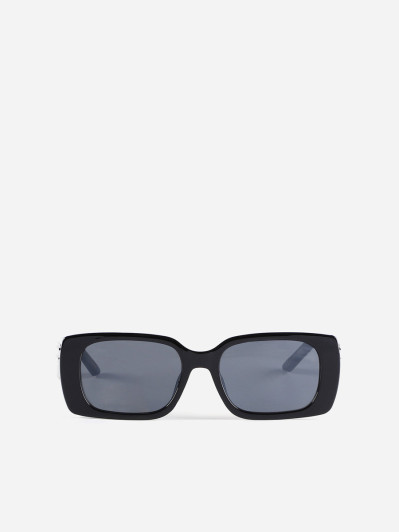 Lunettes de soleil noires rectangulaires