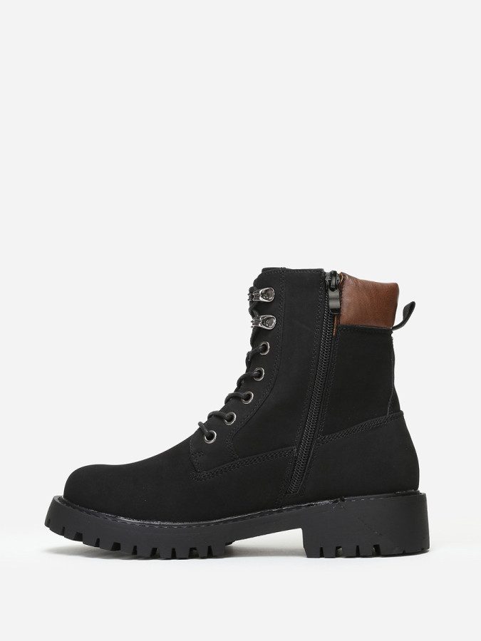 Rangers zippées en suédine noire