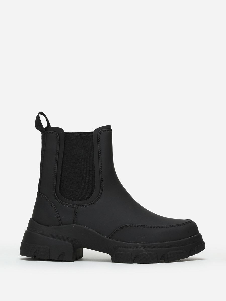 Chelsea noires crantées effet mat