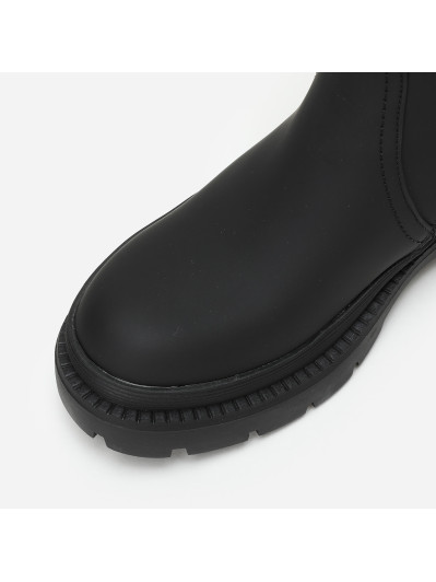 Bottines noires crantées effet mat
