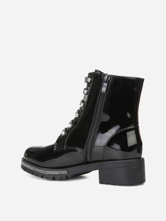 Rangers vernies noires à strass