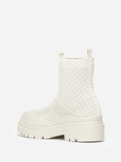 Bottines chaussettes beiges crantées