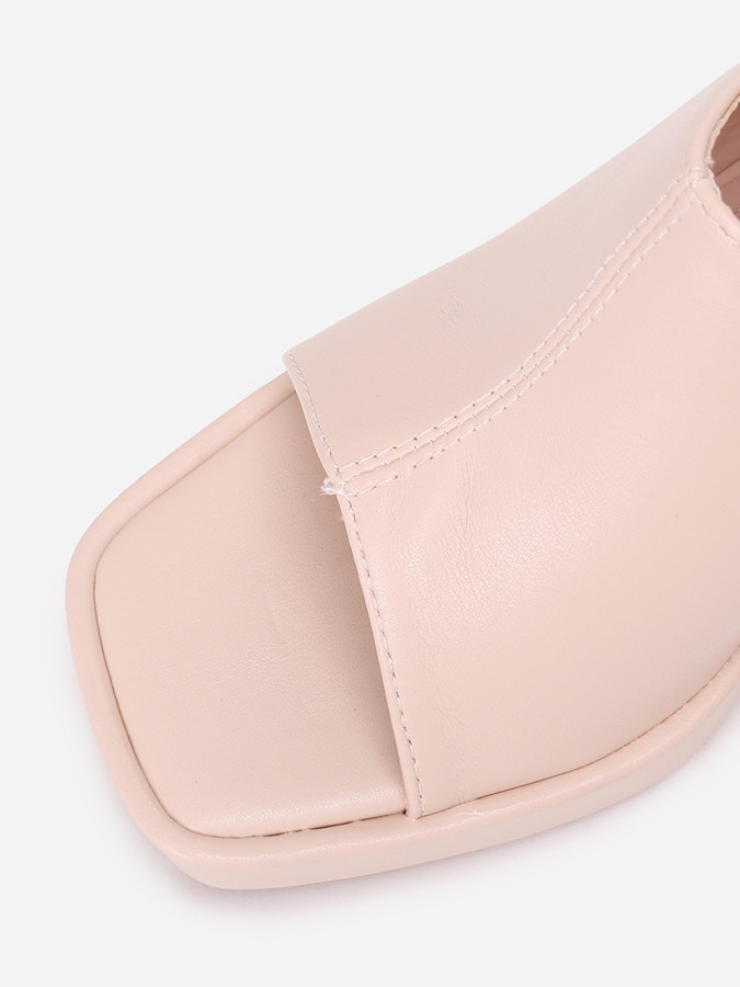 Mules plateformes beiges à talon trapèze