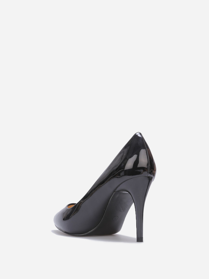 Escarpins noirs vernis à talon aiguille