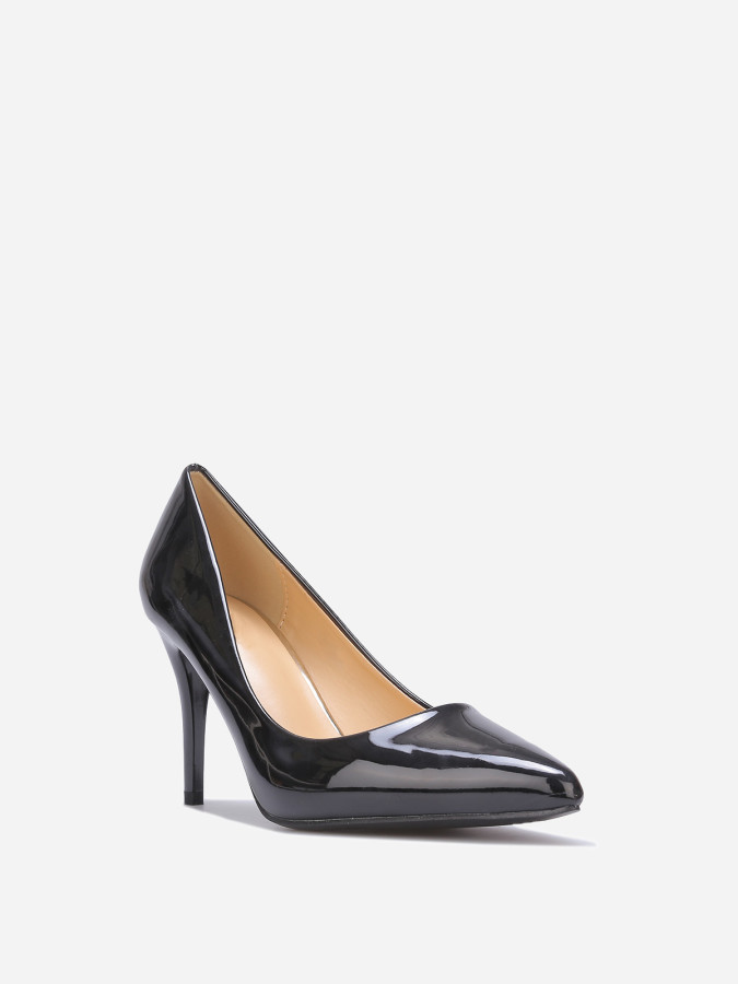 Escarpins noirs vernis à talon aiguille