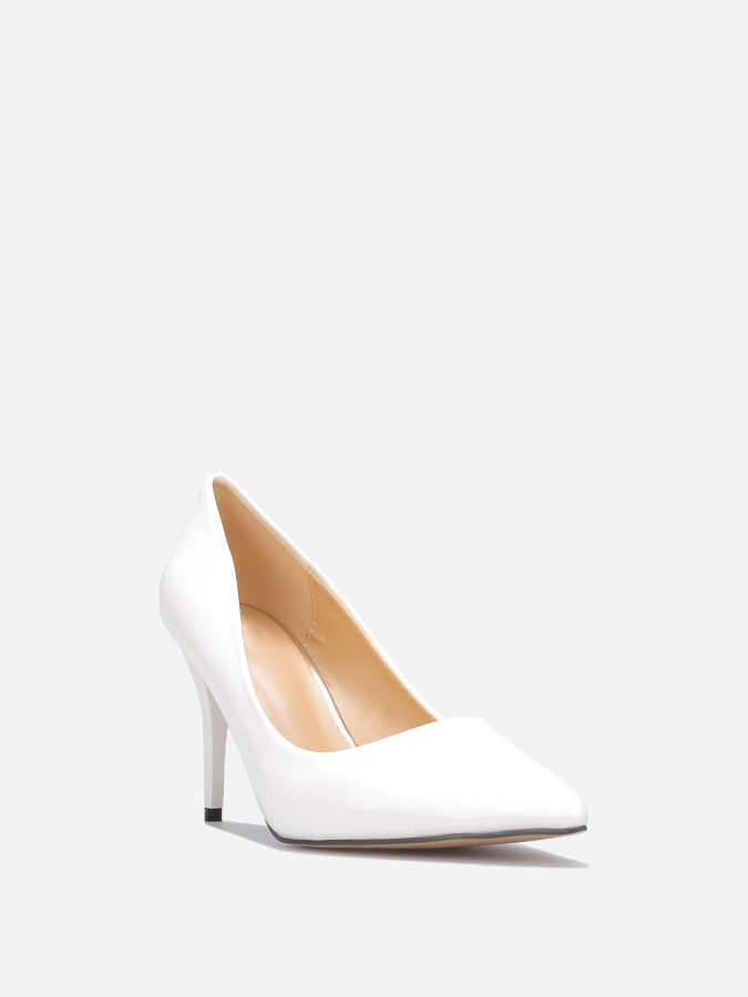 Escarpins blancs vernis à talon aiguille