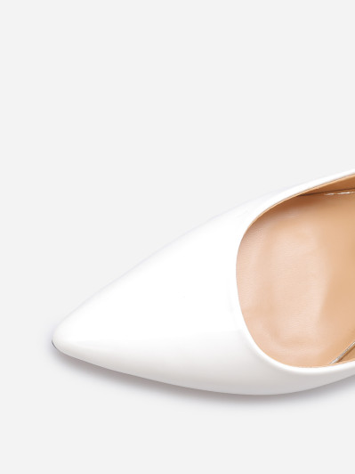 Escarpins blancs vernis à talon aiguille