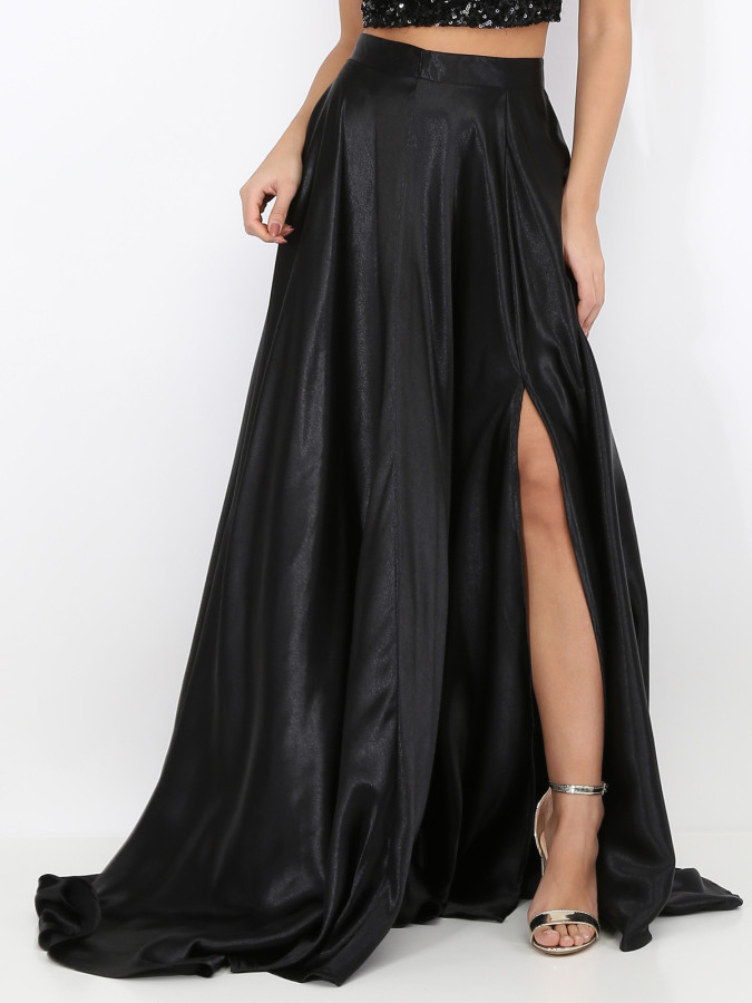 Jupe longue noire taille haute effet satinée