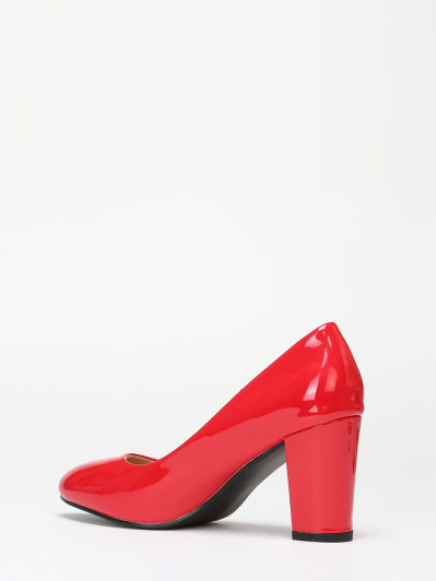 Escarpins rouges vernis à talon carré
