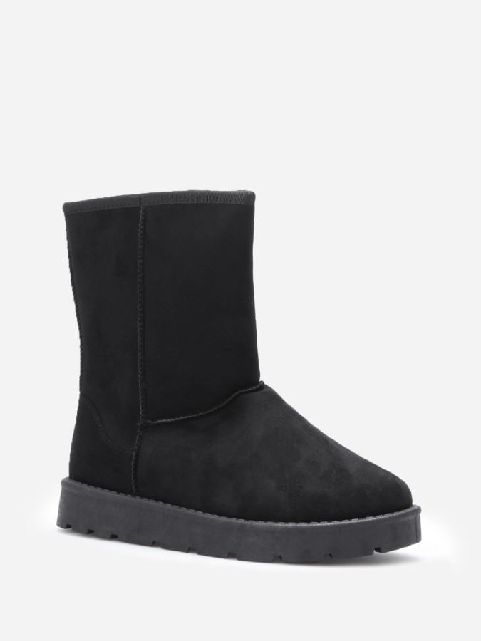 Boots en suédine fourrées