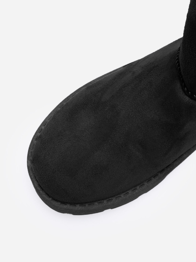 Boots en suédine fourrées