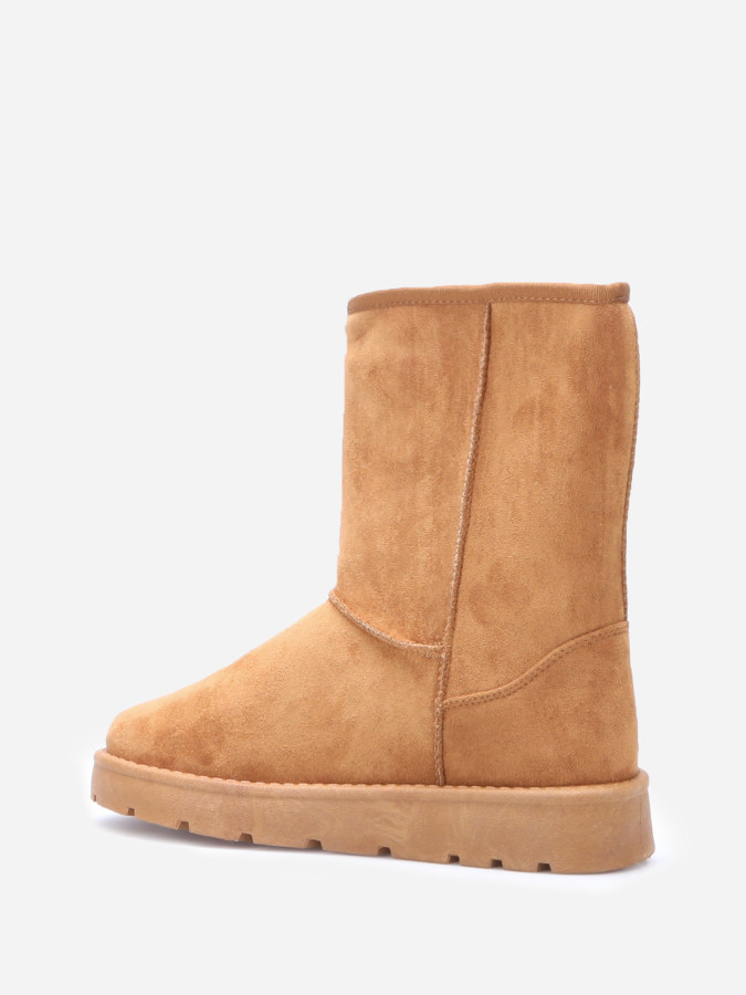 Boots en suédine fourrées